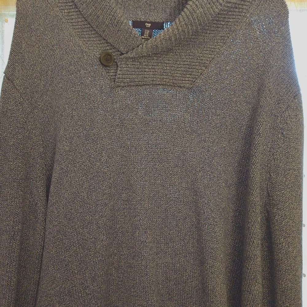 Men's XL long sleeved grey sweater